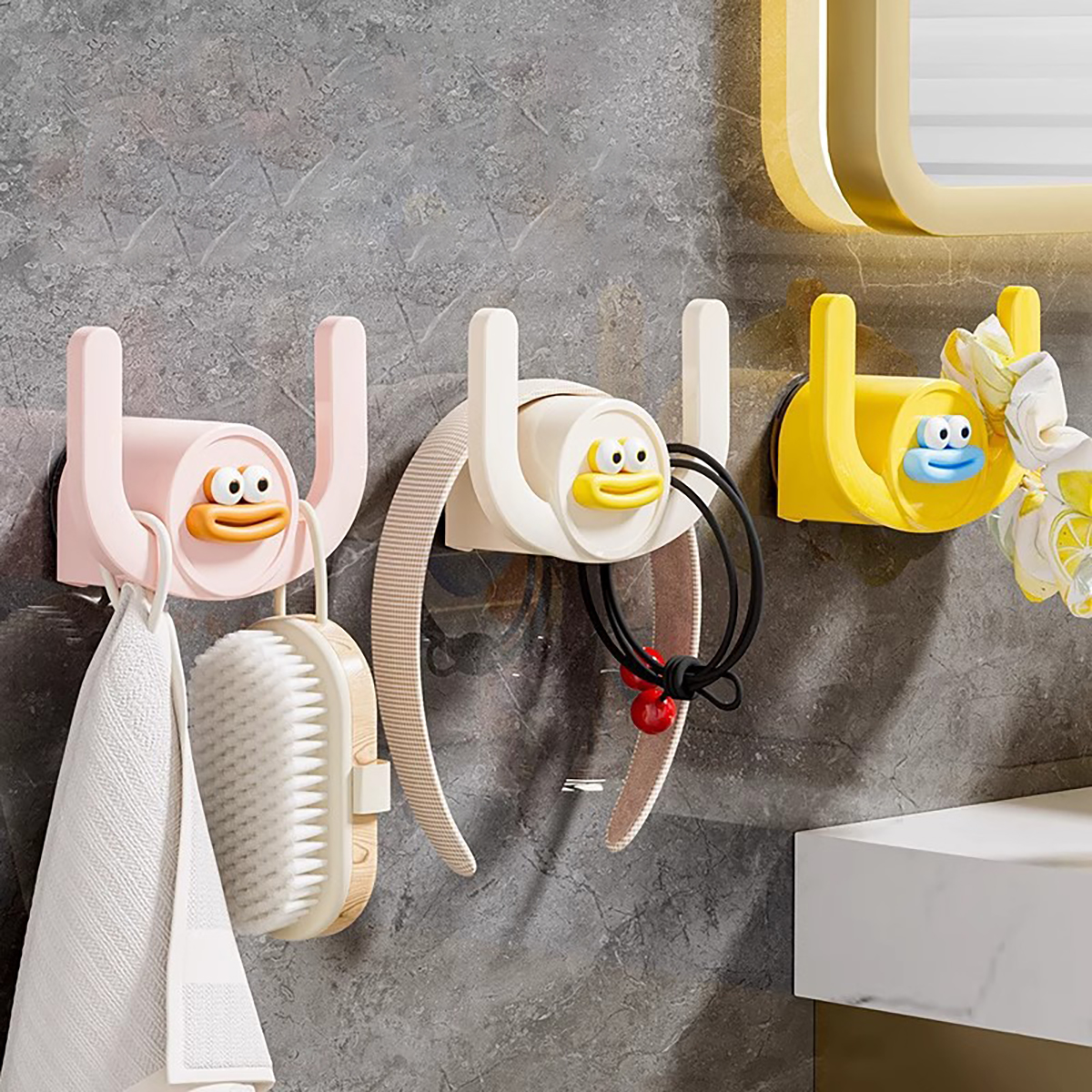 1Pc Cartoon Slippers Hook Bath - Home Goods Bathroom Storage ulasan dan harga